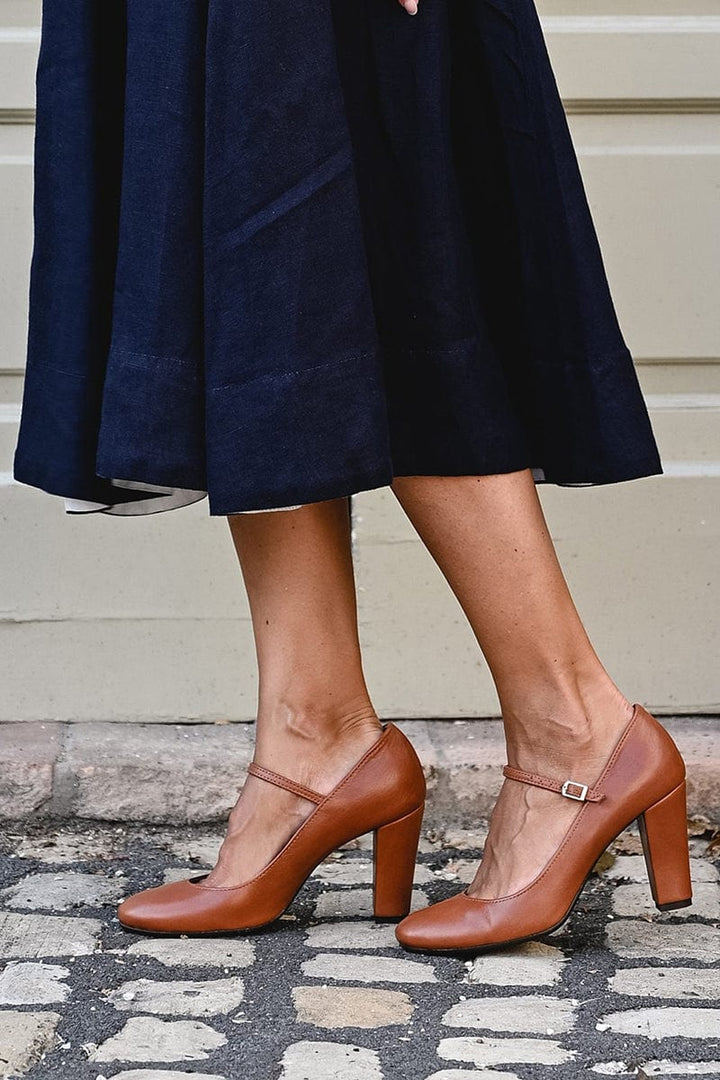 Mikayla | Talons Quotidiens