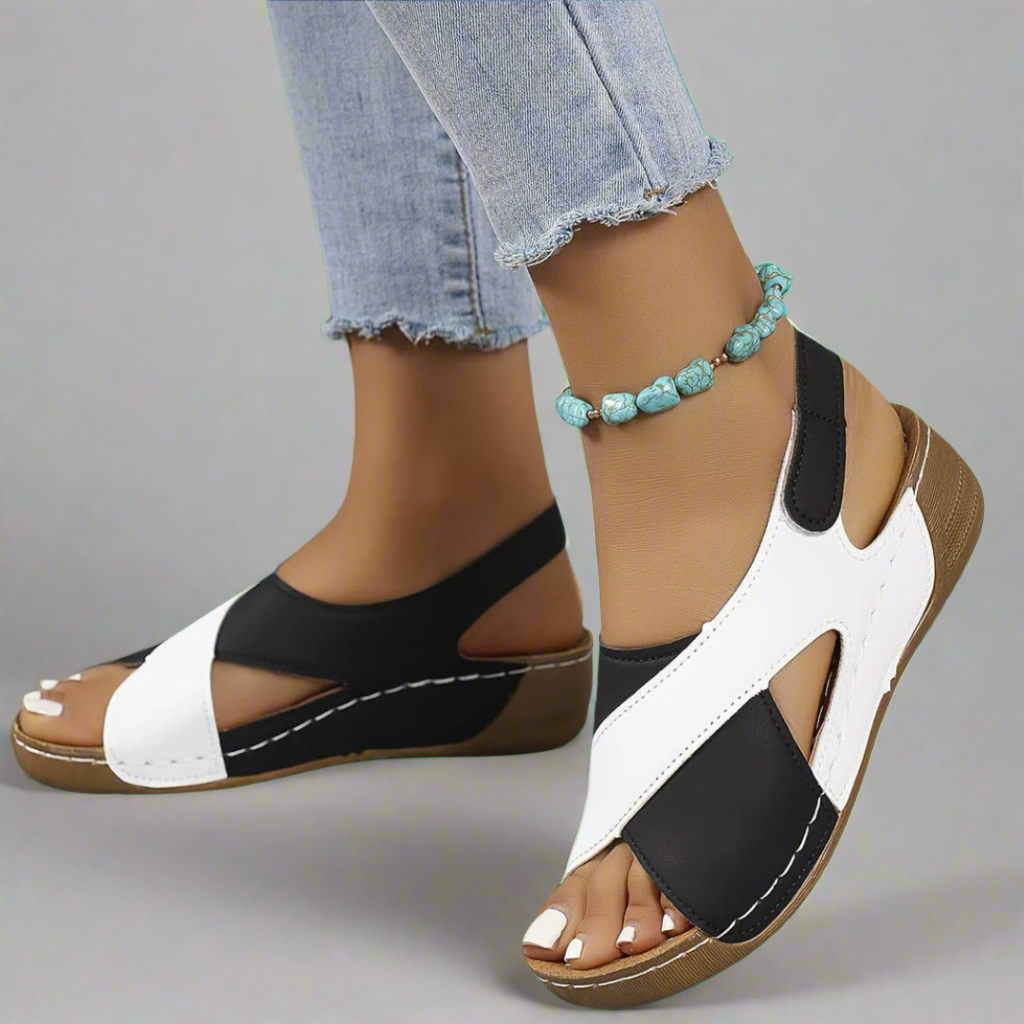 Remi | Sandales à talon ouvert colorblock