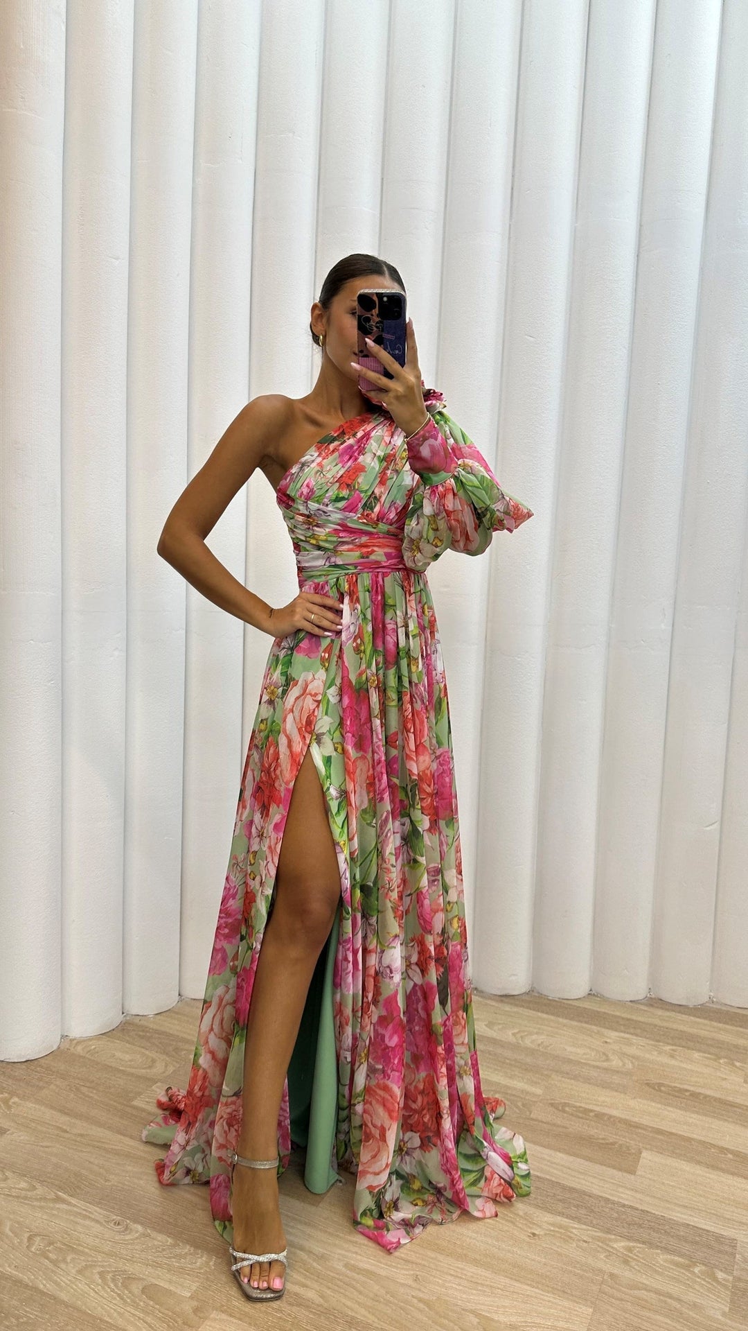 Kaia – Robe Drapée Intemporelle