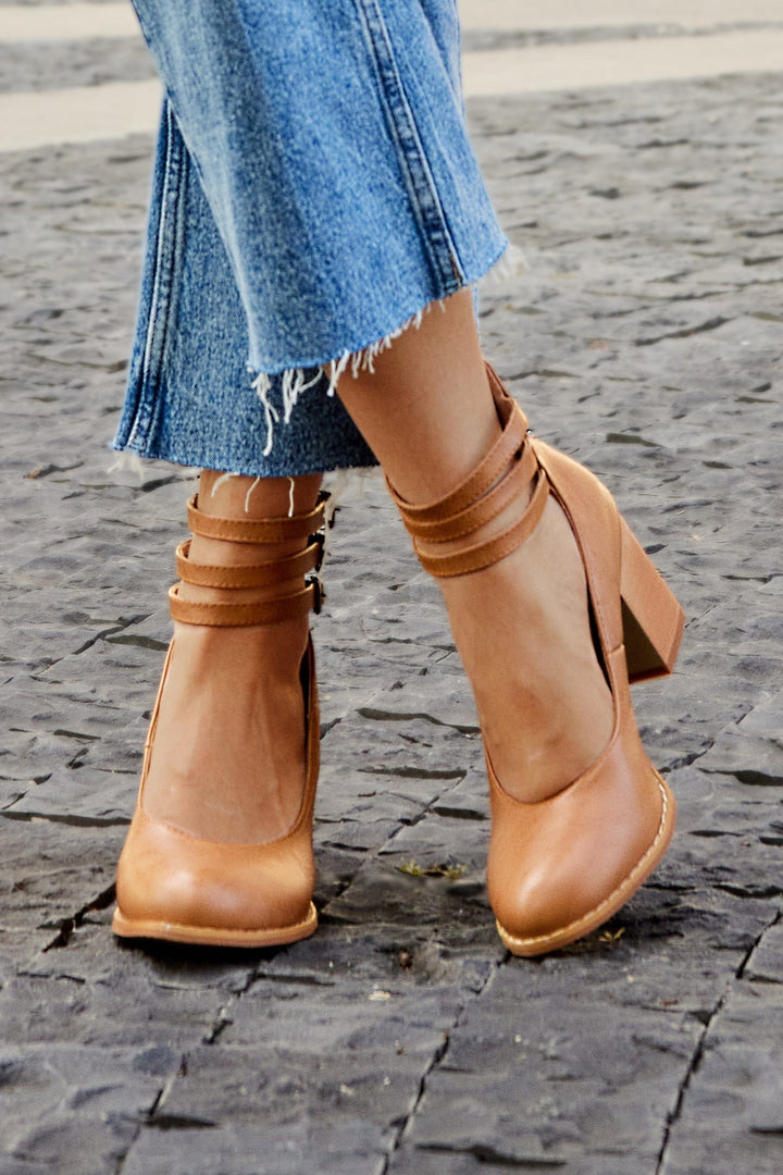 Ariana | Talons à triple boucle