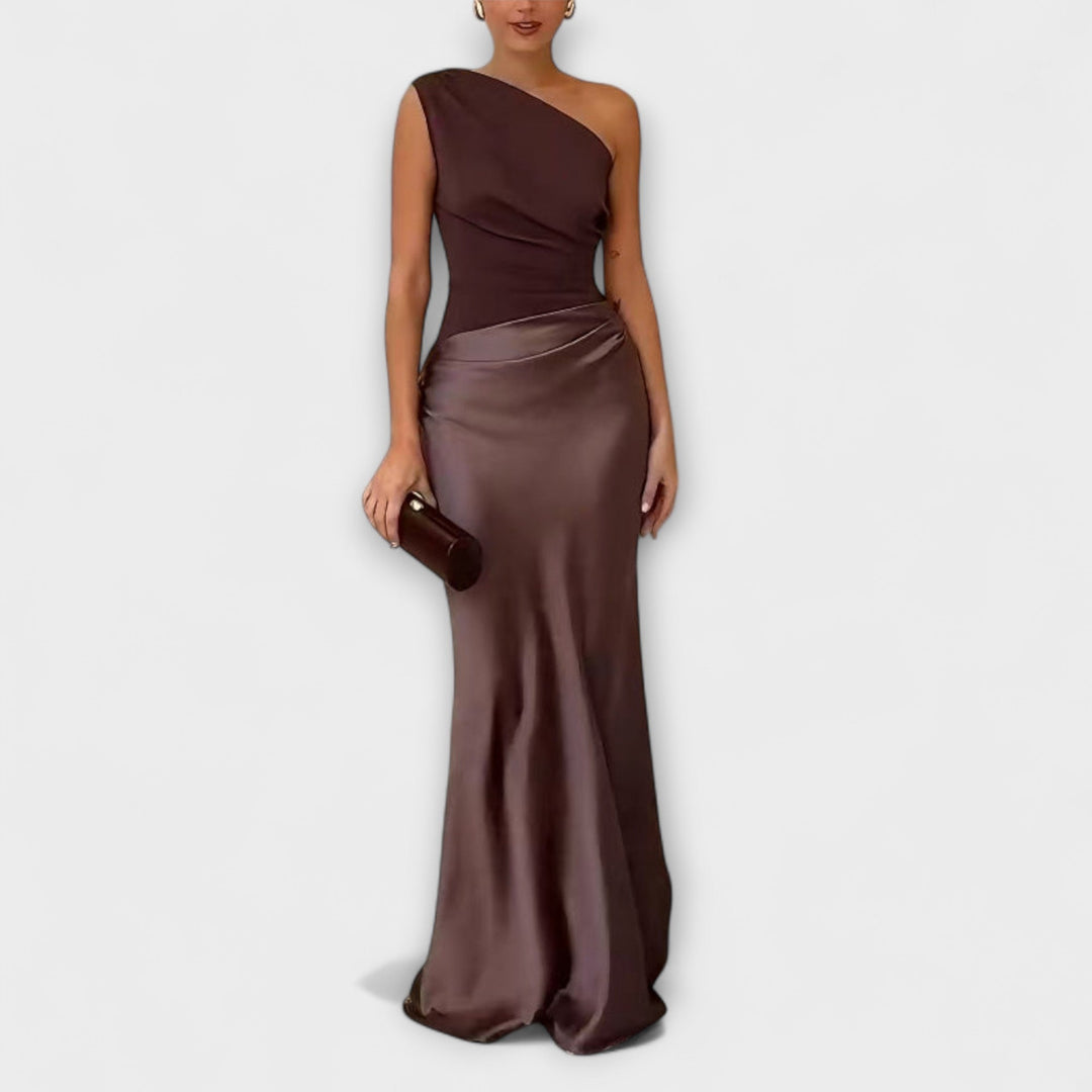 Robe Maxi Plissée Élégante à Une Épaule