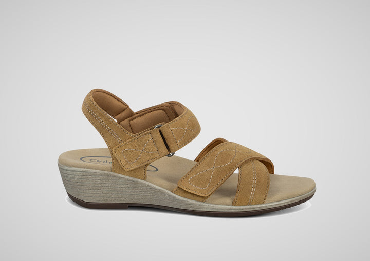 Holly – Chaleur naturelle en doux camel